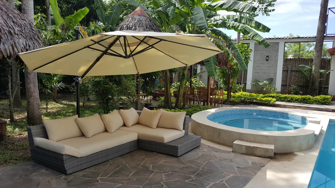 La Floresta Tarapoto Hostal Esterno foto