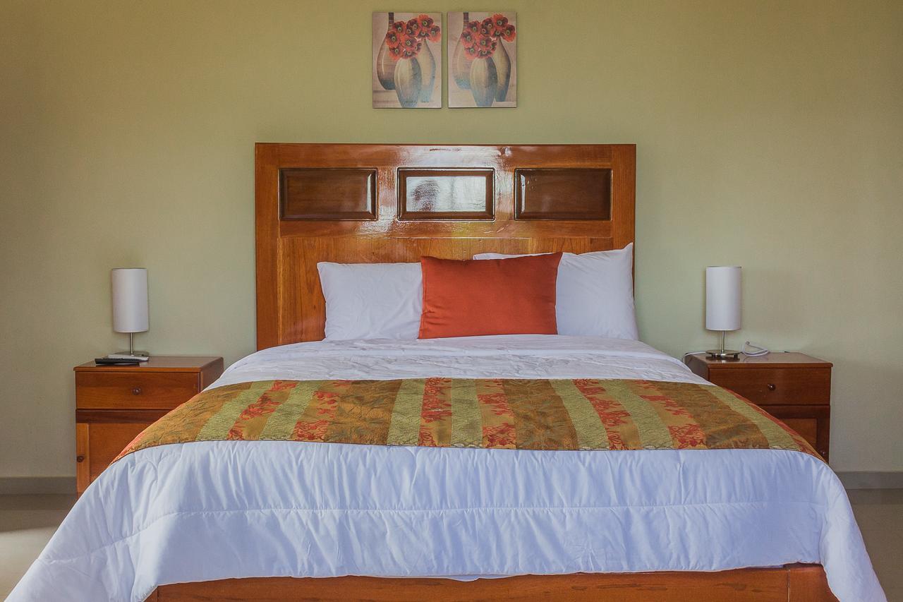 La Floresta Tarapoto Hostal Esterno foto